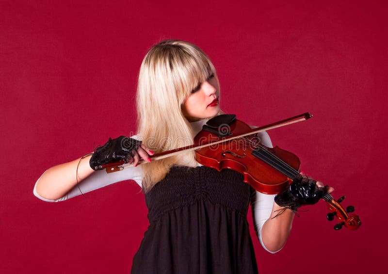 Girl playing the violin