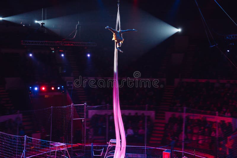 aerial acrobatics aerial acrobatics