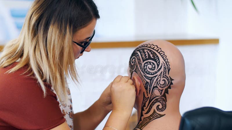 Henna tattoo designs  origin popular motifs and their meaning