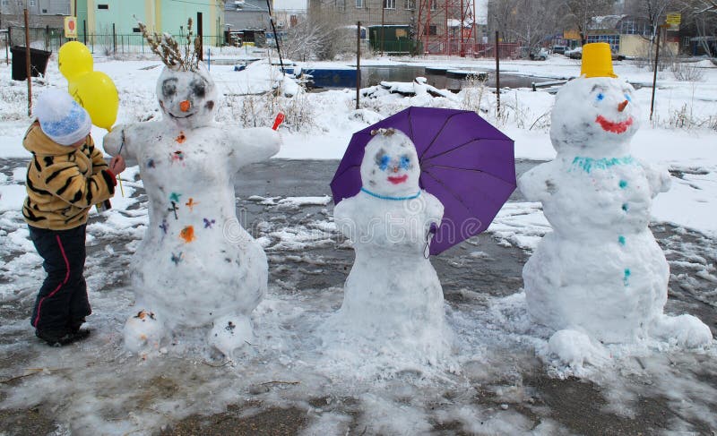 Girl and three snowman