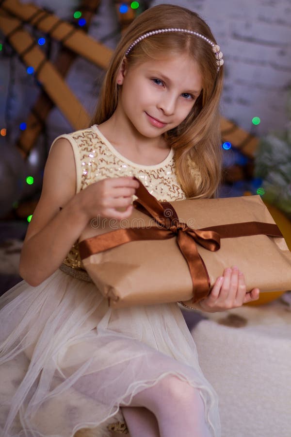 Girl tie a gift