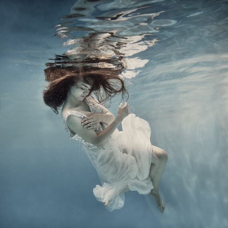 151 Girl Long Hair Swims Underwater Stock Photos - Free & Royalty-Free ...