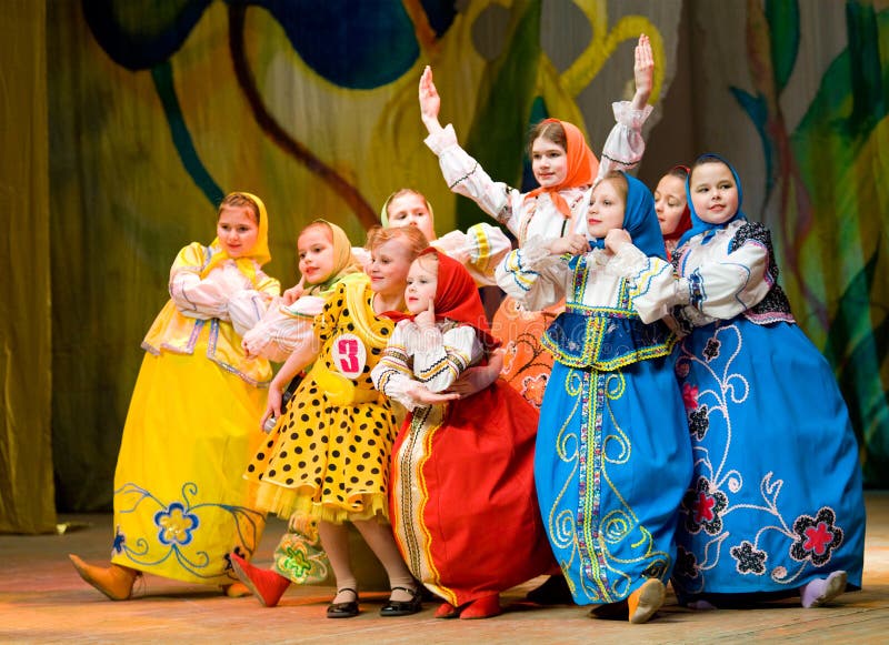 Girls Russian dolls editorial stock photo. Image of russian 24559813