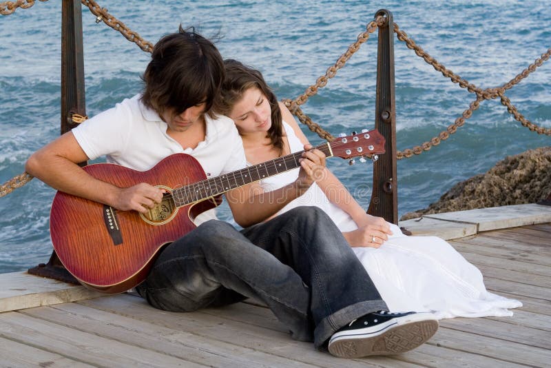 Gitara romantycznej pary