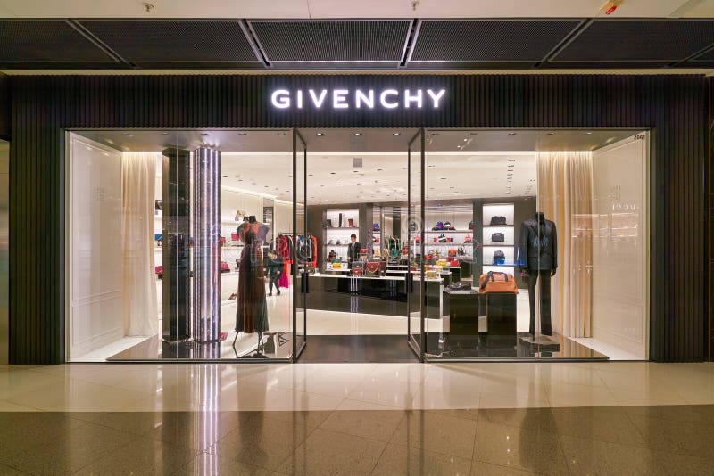 givenchy iconsiam