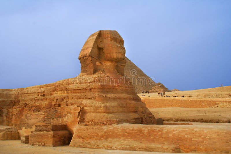 Giza pyramid and sphinx