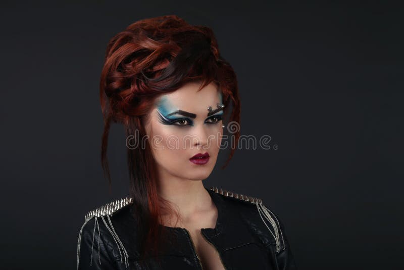 Glamourmeisje met blauwe make-up royalty-vrije stock afbeeldingen Glamourmeisje met blauwe make-up royalty-vrije stock afbeeldingen