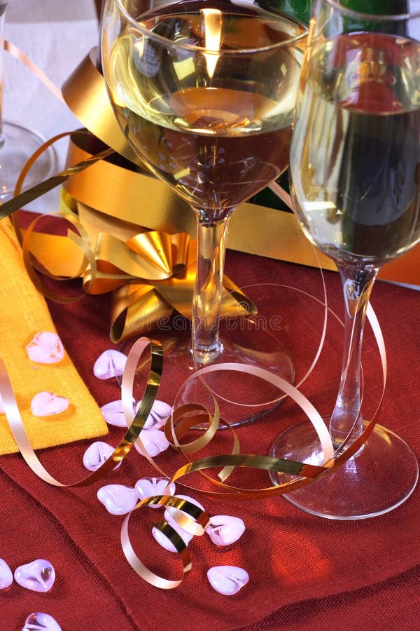 Glas bereiten Sie für Feiertag, das Weihnachten vor und sich treffen stockbilder Glas bereiten Sie für Feiertag, das Weihnachten vor und sich treffen stockbilder