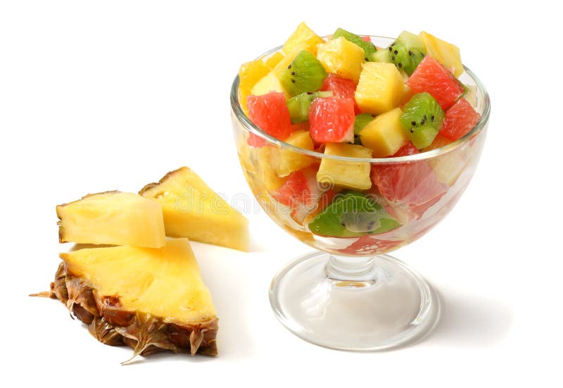 Glaskom gezonde die citrusvruchtenfruitsalade op witte achtergrond wordt geïsoleerd stock foto's Glaskom gezonde die citrusvruchtenfruitsalade op witte achtergrond wordt geïsoleerd stock foto's