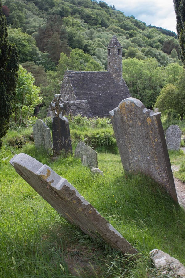 Glendalough en día lluvioso fotos de archivo libres de regalías Glendalough en día lluvioso fotos de archivo libres de regalías