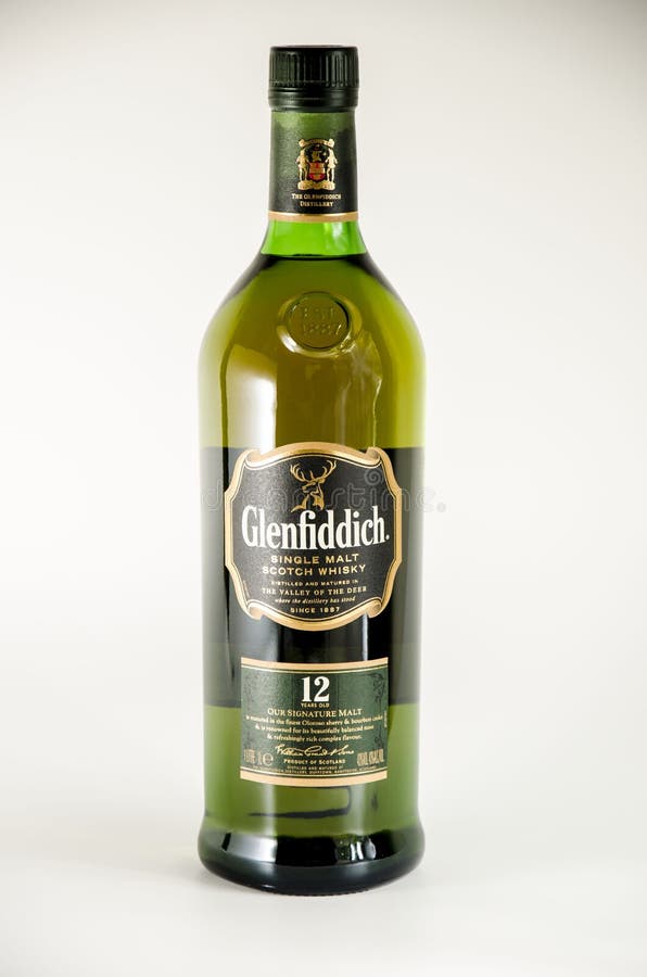 Glenfiddich 12 år Gammal Whisky För Single Malt Scotch Whisky I
