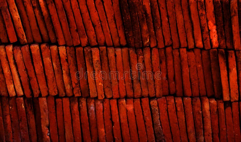 Gli strati della terracotta rossa piastrella la struttura immagine stock Gli strati della terracotta rossa piastrella la struttura immagine stock