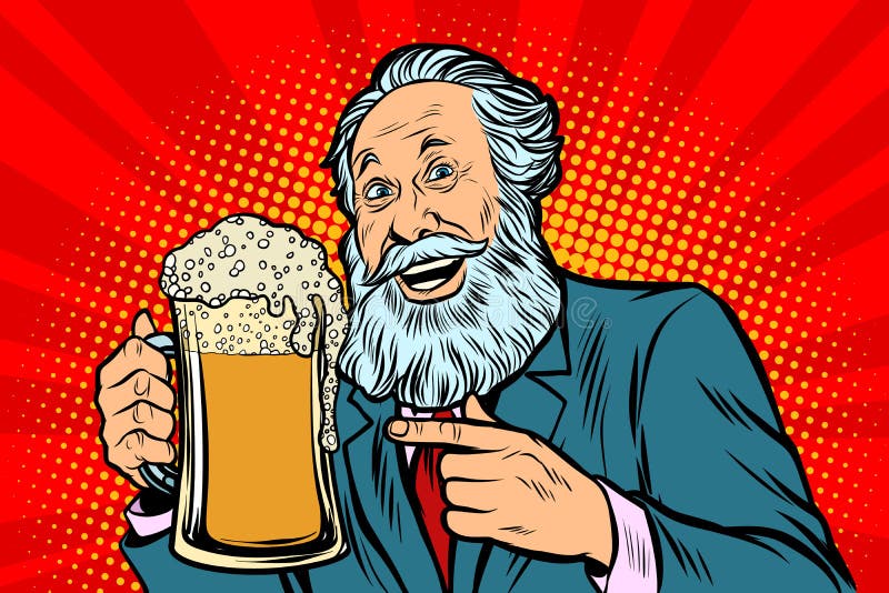 Glimlachende oude mens met een mok bierschuim