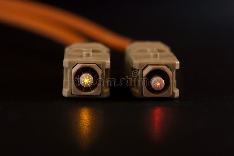 Conectori cu fibră strălucitoare royalty free stock photography
