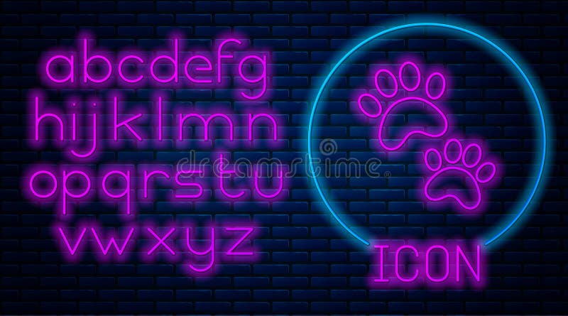 English alphabet with wild animals and their names on a light background.  Stock Vector