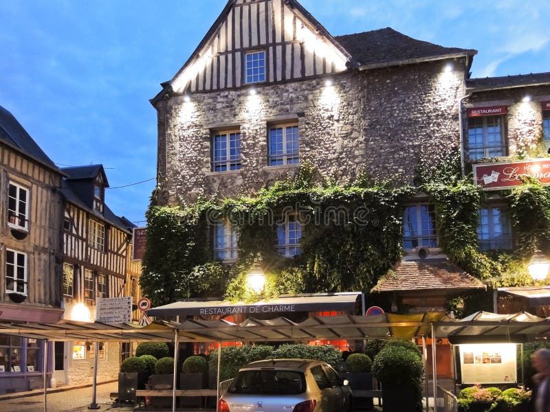 Gmachu Les maisons De Lea w Honfleur, Francja fotografia stock Gmachu Les maisons De Lea w Honfleur, Francja fotografia stock