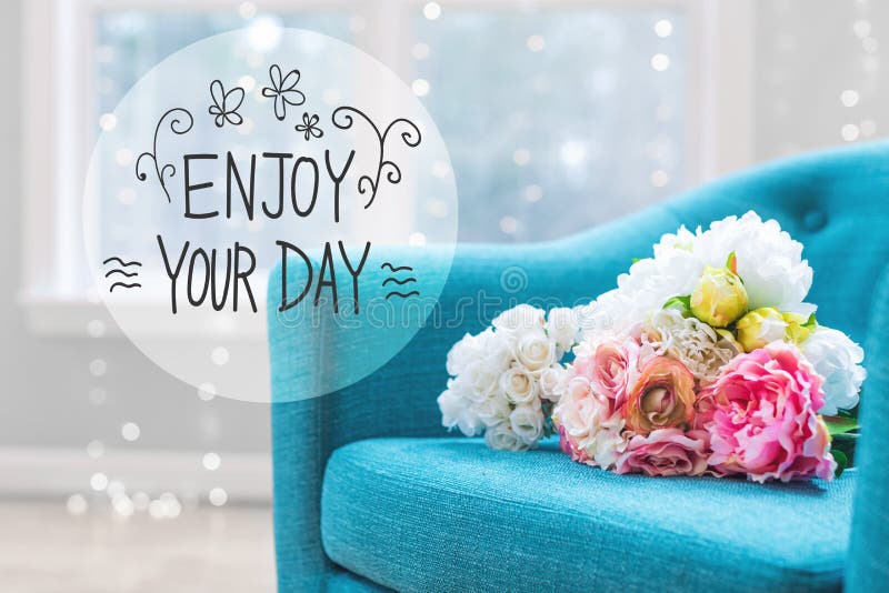 Goda del vostro messaggio del giorno con i mazzi del fiore con la sedia