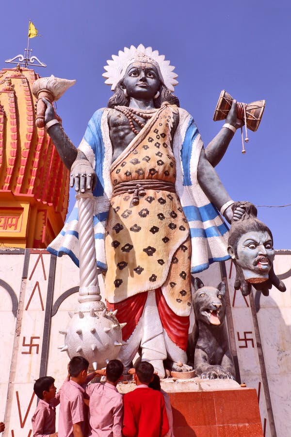 Goddess Kali idol editorial photography. Image of hindu - 132695652