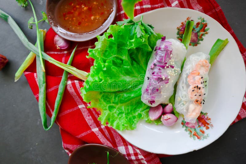 Goi cuon is a traditional spring roll from Vietnam Vietnamese food,.