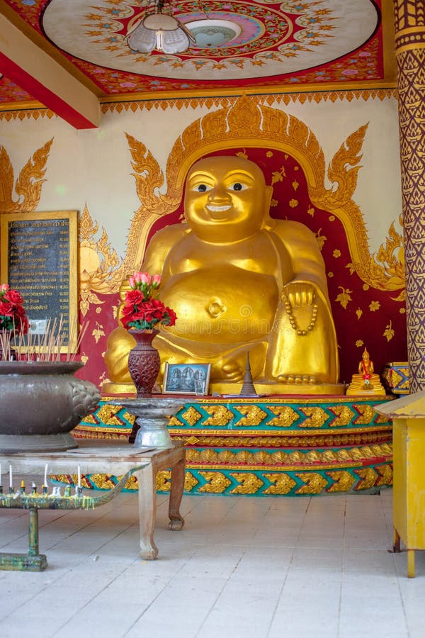 Gold big buddha statue stock photo. Image of siam, buddhist 37459646