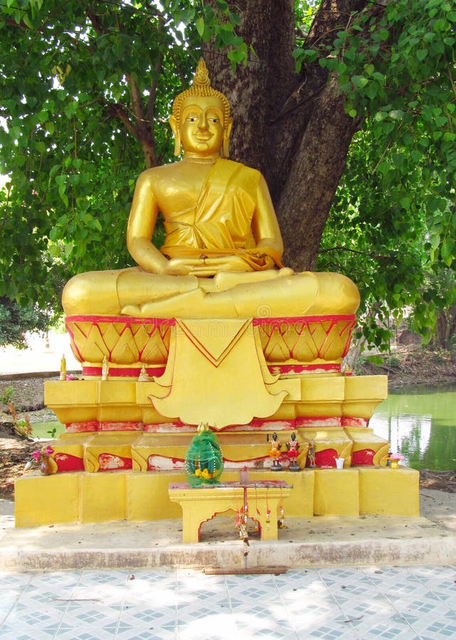 Gold-colored Lying Buddha Statue in Buddhist Temple Stock Image - Image ...