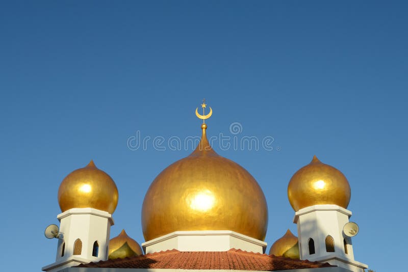 Gold dome of mosque stock image. Image of koran, penang 64435349