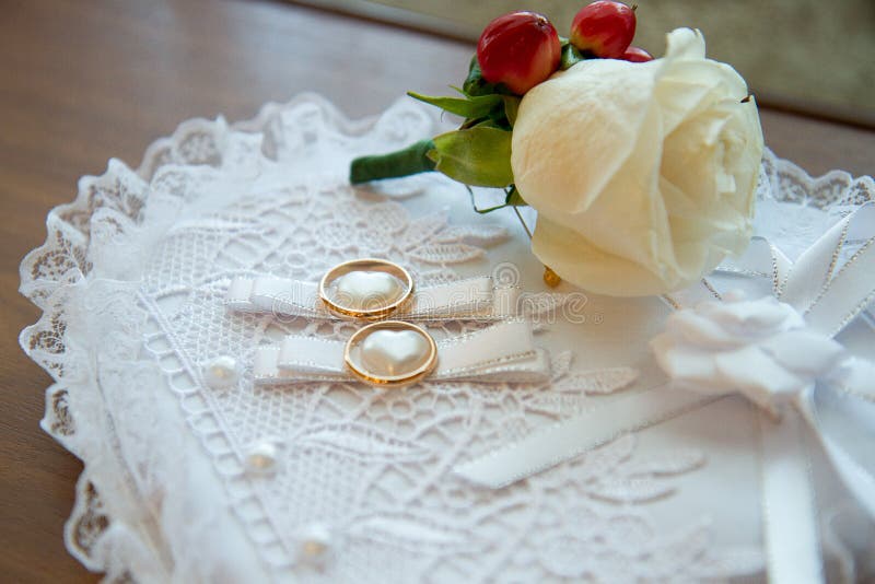 Gold rings for wedding stock image. Image of ideas, arrangement - 50056869