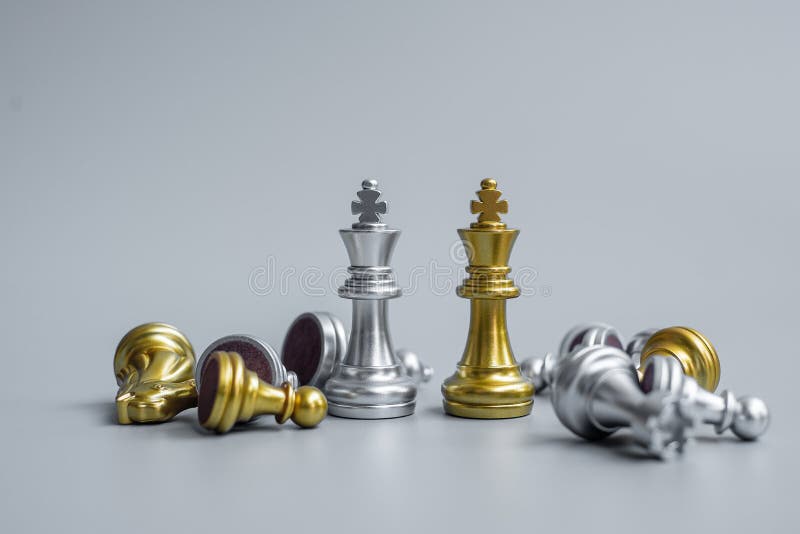 Gold Chess King Figura E Checkmate Enermy Ou Adversário Durante A