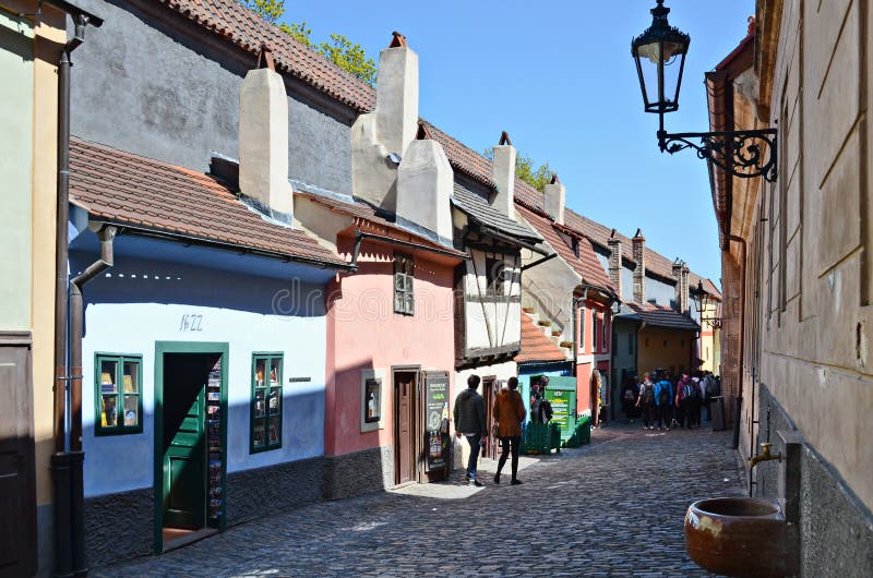 Goldem-Straße in Prag lizenzfreie stockbilder Goldem-Straße in Prag lizenzfreie stockbilder
