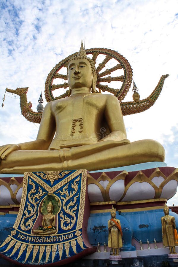 Golden big Buddha at Wat Phra Yai Thai Temple in Samui royalty free stock photography Golden big Buddha at Wat Phra Yai Thai Temple in Samui royalty free stock photography