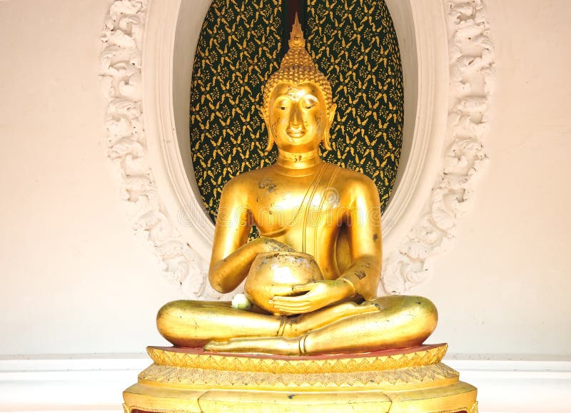 Golden Buddha statue