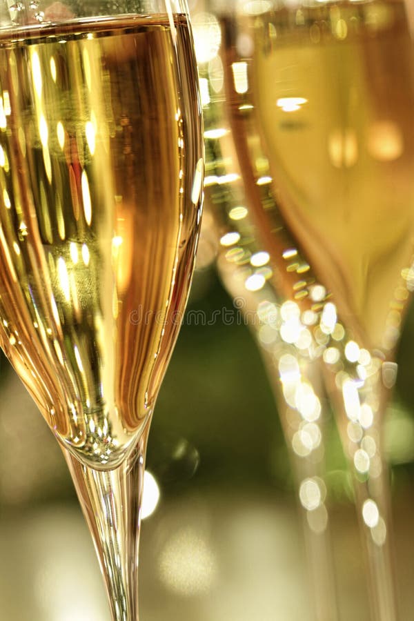 Golden champagne sparkle stock image. Image of birthday 1548517