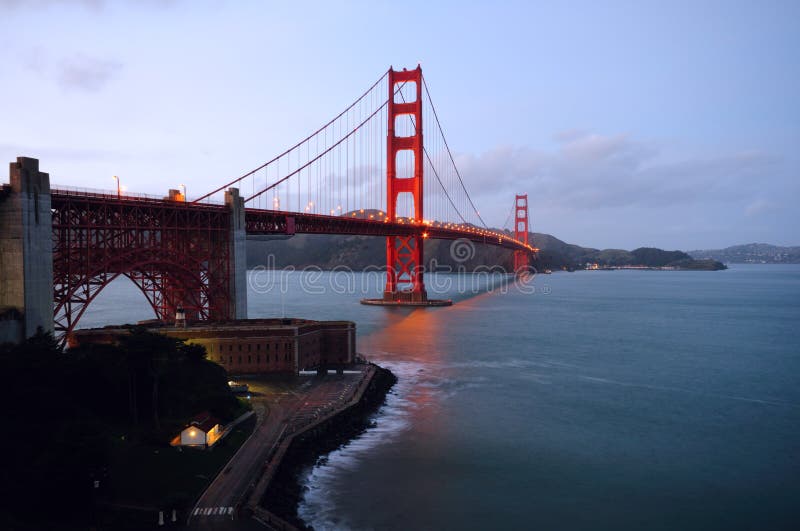 Golden Gate Bridge in the early dusk (landscape)