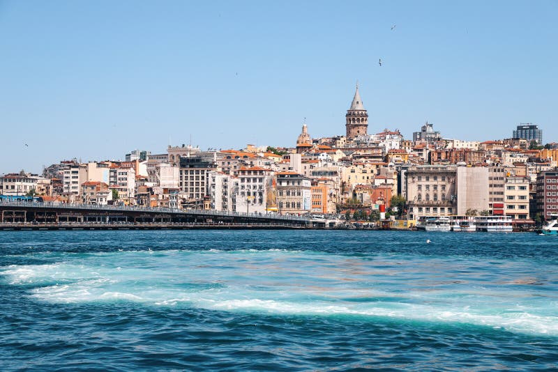 Golden horn Bay, Galata bridge in Istanbul, Galata tower in the background. stock images Golden horn Bay, Galata bridge in Istanbul, Galata tower in the background. stock images