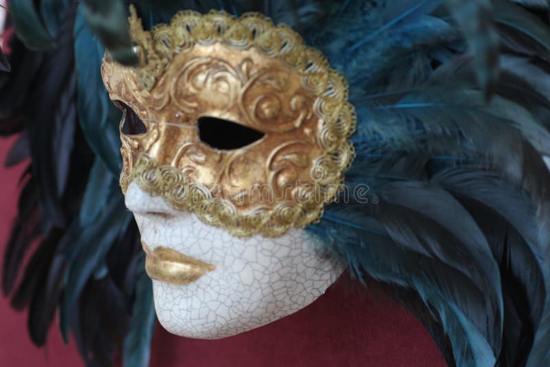 GOLDEN MASK OF VENICE 2