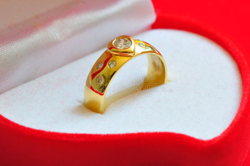 Golden ring with diamond