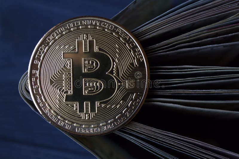 Goldenes bitcoin und Geld Goldmünze von cryptocurrency
