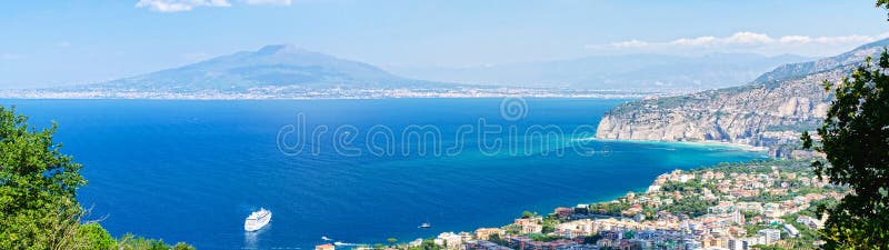 Golf von Neapel von Sorrento lizenzfreie stockfotos Golf von Neapel von Sorrento lizenzfreie stockfotos
