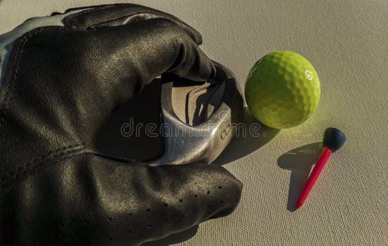 Golfbalclub en Handschoen stock foto Golfbalclub en Handschoen stock foto
