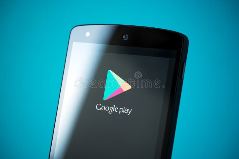 Figura De Android E Jogo De Google Foto Editorial - Imagem de telefone,  loja: 103876901