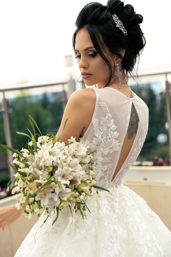 6,322 Bride Hair Accessories Stock Photos - Free & Royalty-Free Stock Photos from Dreamstime 6,322 Bride Hair Accessories Stock Photos - Free & Royalty-Free Stock Photos from Dreamstime