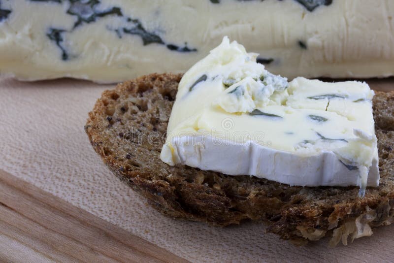 Gorgonzola cheese on whole grain wheat bread