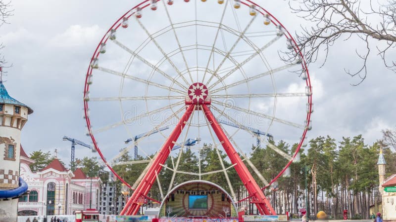 Gorky zentraler Park der Kultur und Freizeit in kharkov timelapse hyperlapse ukraine