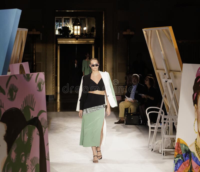 Christian Siriano SS20 Runway show Spring Summer collection 2020 stock photo Christian Siriano SS20 Runway show Spring Summer collection 2020 stock photo