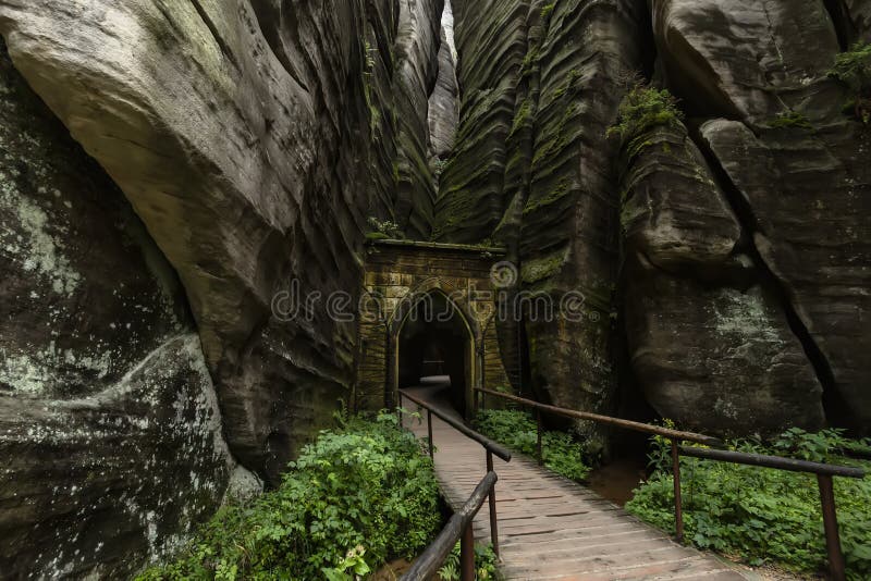 Gothic gate in the Adrspach-Teplice Rocks Nature Reserve, Czech Republic stock photo