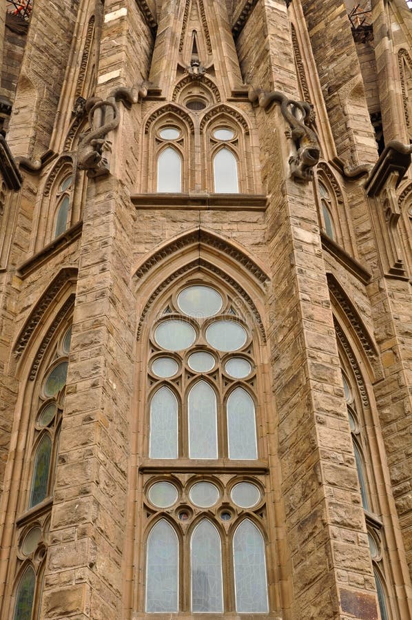 Gotische ArchitekturFenster Stockfoto Bild von
