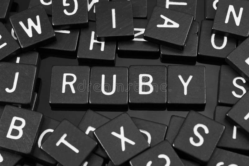 Gotische Schrift deckt die Rechtschreibung des Wortes u. des x22 mit Ziegeln; ruby& x22; stockbild Gotische Schrift deckt die Rechtschreibung des Wortes u. des x22 mit Ziegeln; ruby& x22; stockbild
