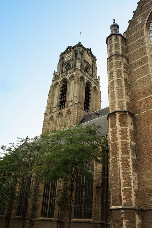 Gotische stijlkerk van St Lawrence (het Nederlands: Grote van St Laurenske stock foto's Gotische stijlkerk van St Lawrence (het Nederlands: Grote van St Laurenske stock foto's