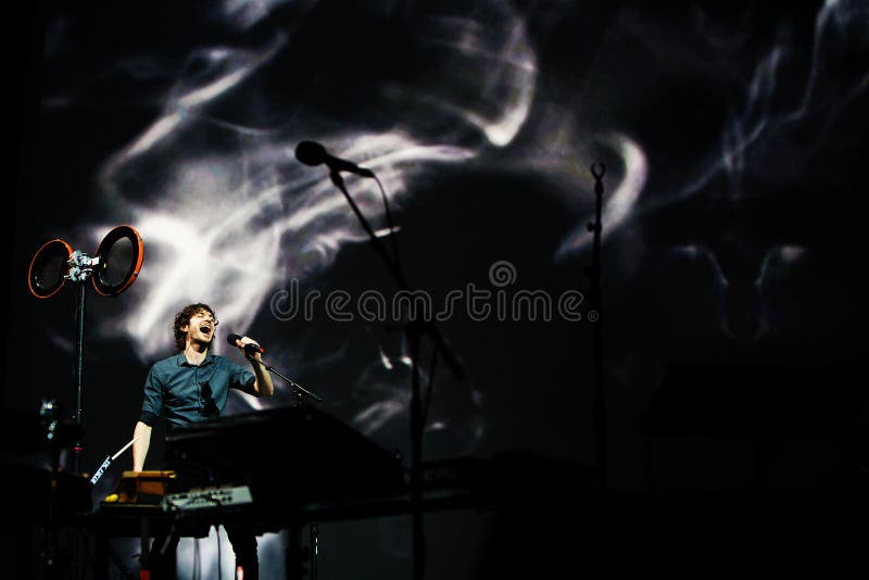 Gotye Performs at Bumbershoot Editorial Photo Image of singing