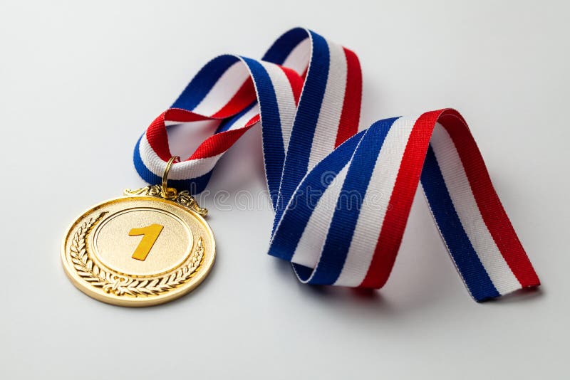 Gouden medaille. Eerste plaatstoekenning met lint